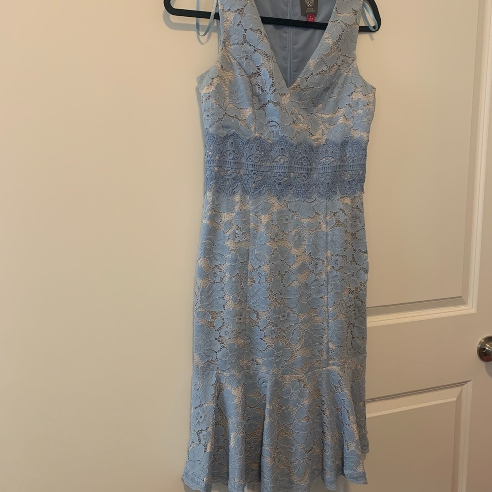 Vince Camuto lace midi dress
